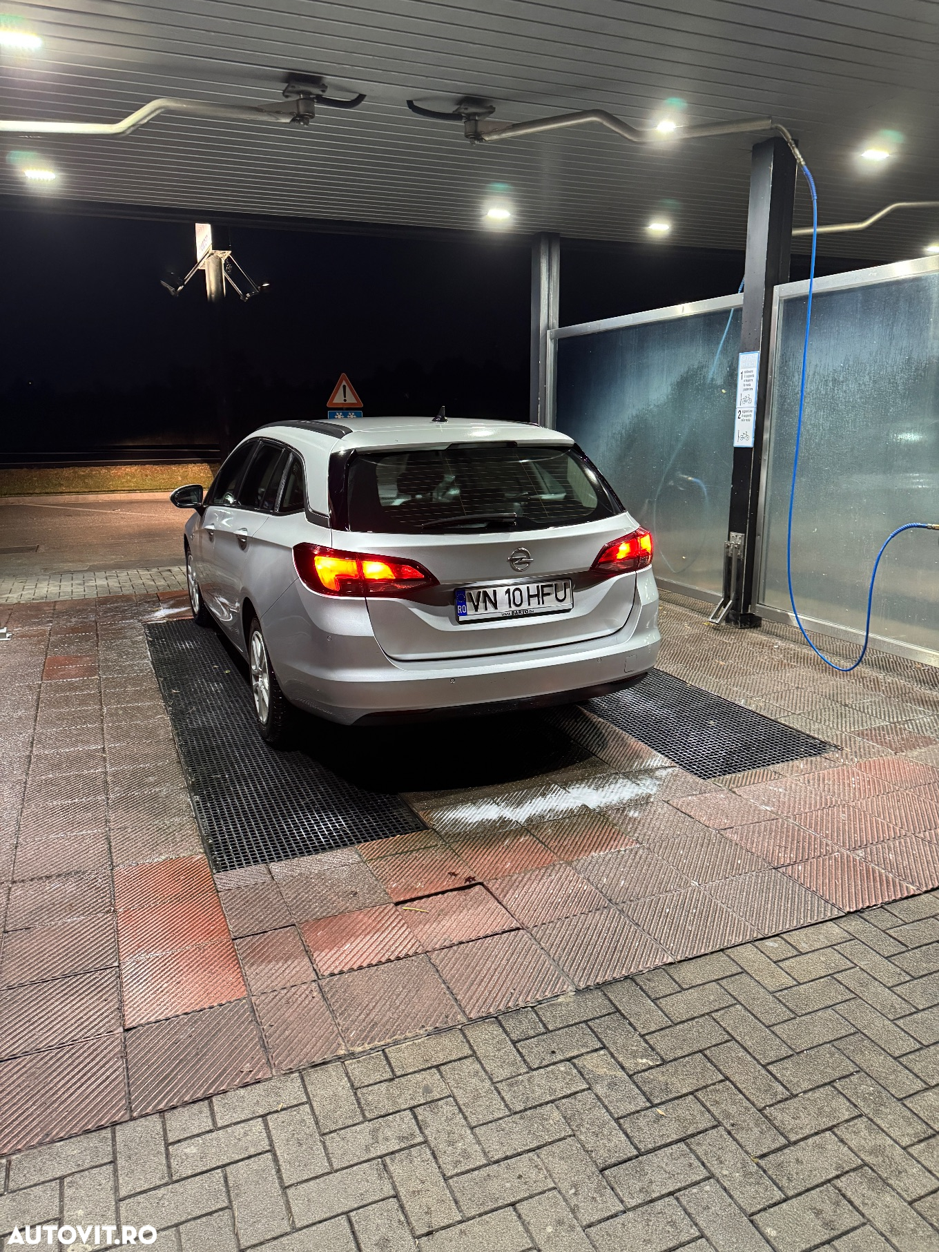 Opel Astra 1.6 CDTI DPF ecoFLEX Sports TourerStart/Stop Edition - 2