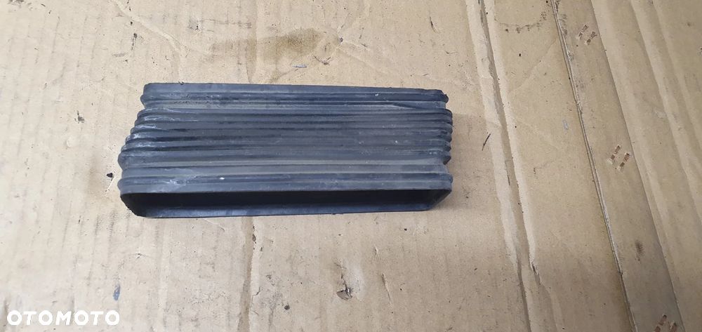 Rura przewód dolot wlot powietrza Audi A8 D3 4.2 TDI 4E0129627M - 1