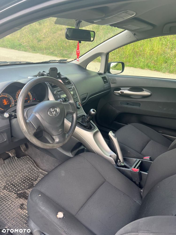 Toyota Auris 1.4 D-4D Luna - 9