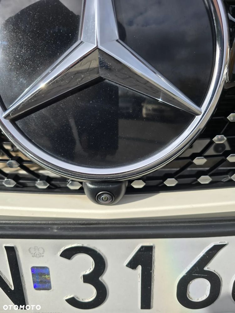 Mercedes-Benz GLC 300 d 4-Matic - 16