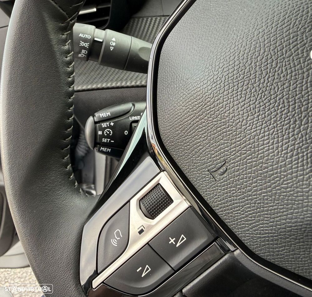 Peugeot 208 1.2 PureTech Active Pack - 13