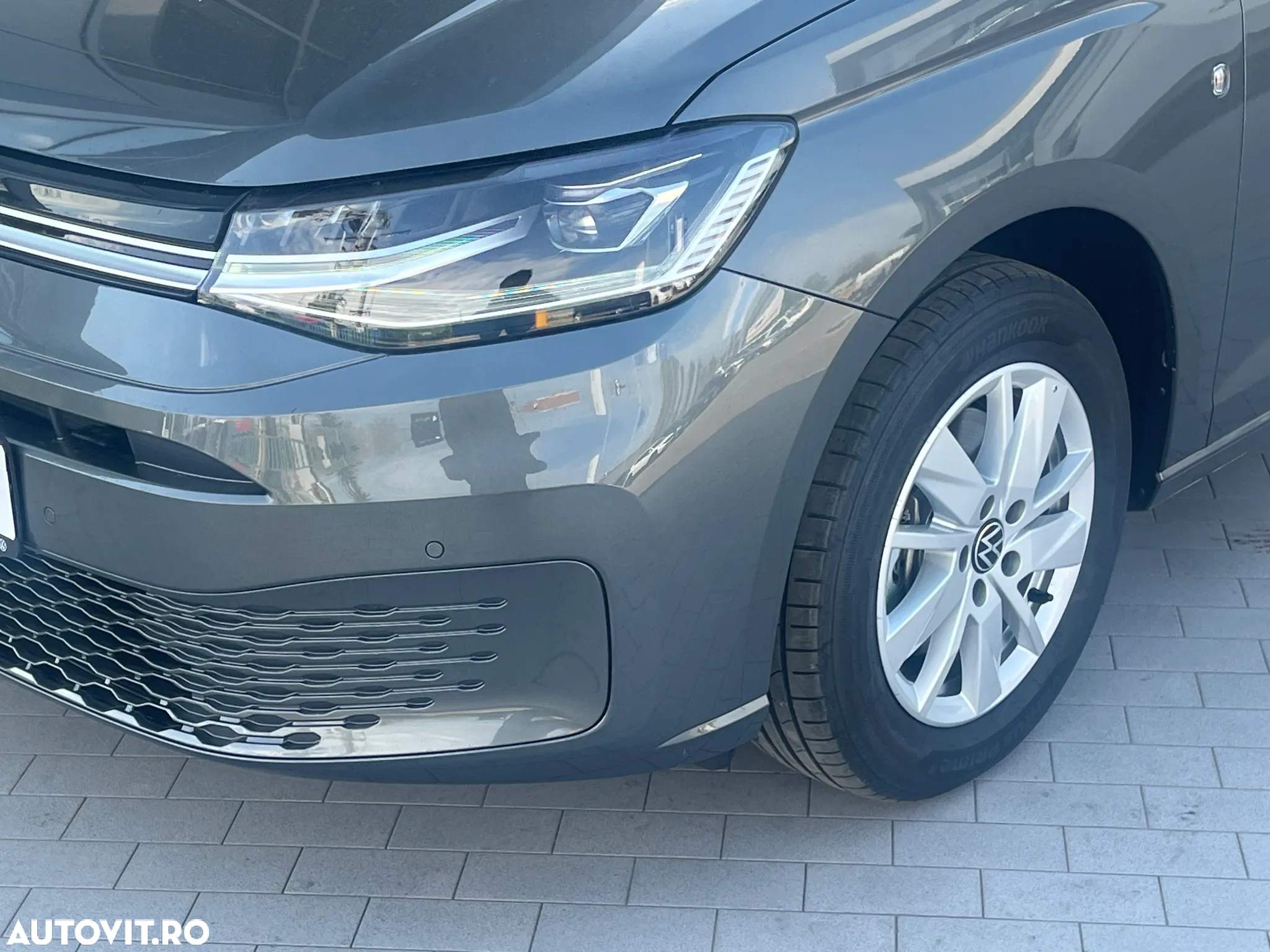 Volkswagen Caddy Maxi 2.0 TDI 90 kW DSG Life - 6