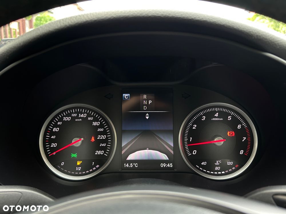 Mercedes-Benz Klasa C 180 9G-TRONIC - 22