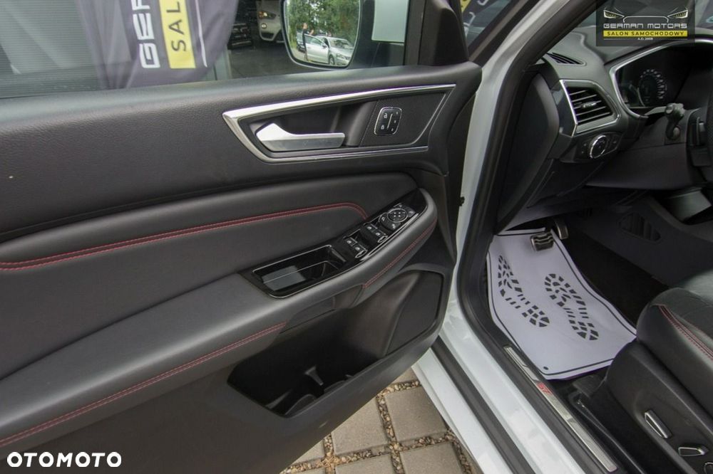 Ford S-Max - 26