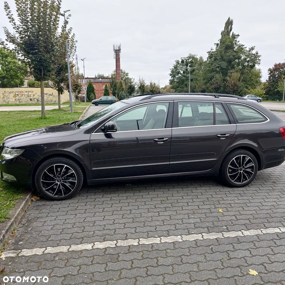 Skoda Superb 2.0 TDI Ambition - 7