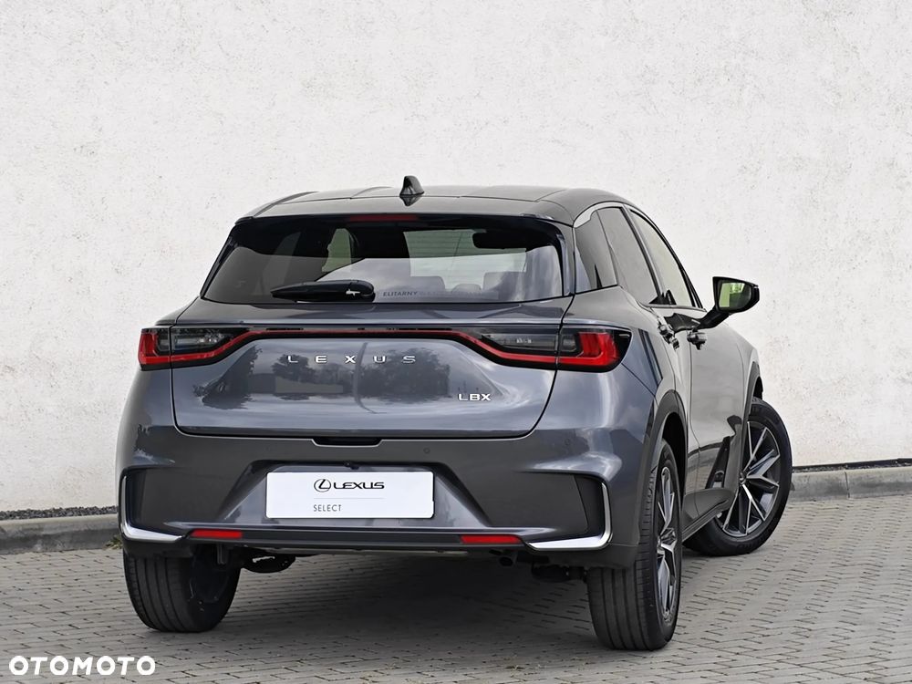 Lexus LBX 1.5 Hybrid Emotion - 5