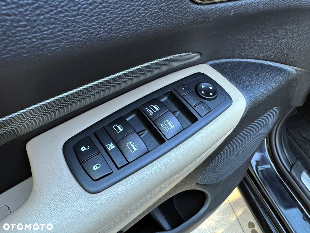 Dodge Durango 3,6 Limited - 12