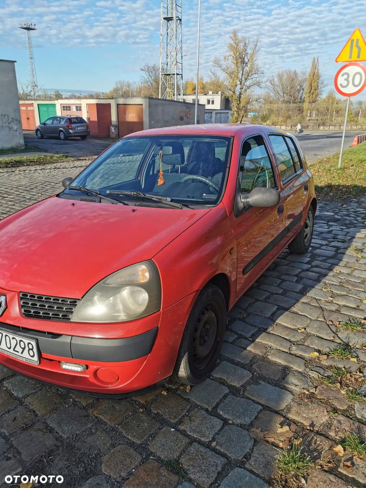 Renault Clio - 2