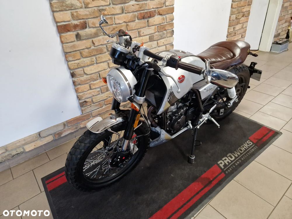 Mondial HPS 125 - 13