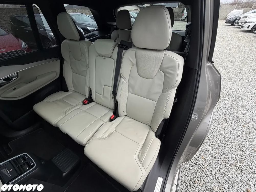 Volvo XC 90 T8 AWD Recharge Ultimate Dark - 33