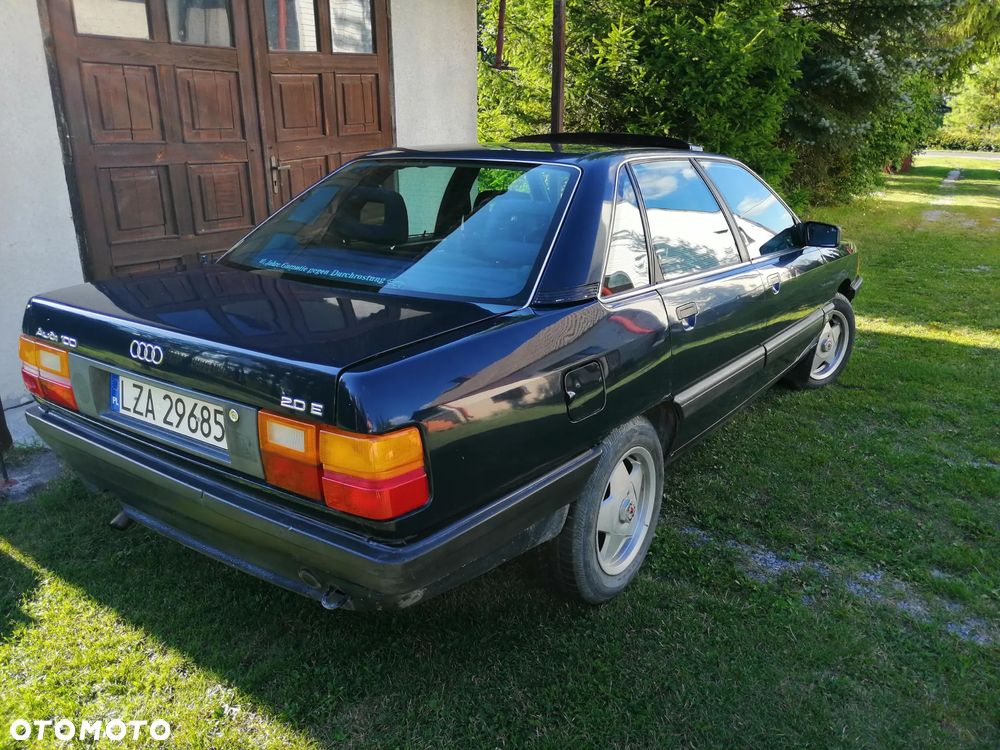Audi 100 2.0 - 9