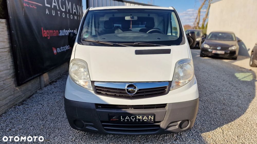 Opel Vivaro - 2