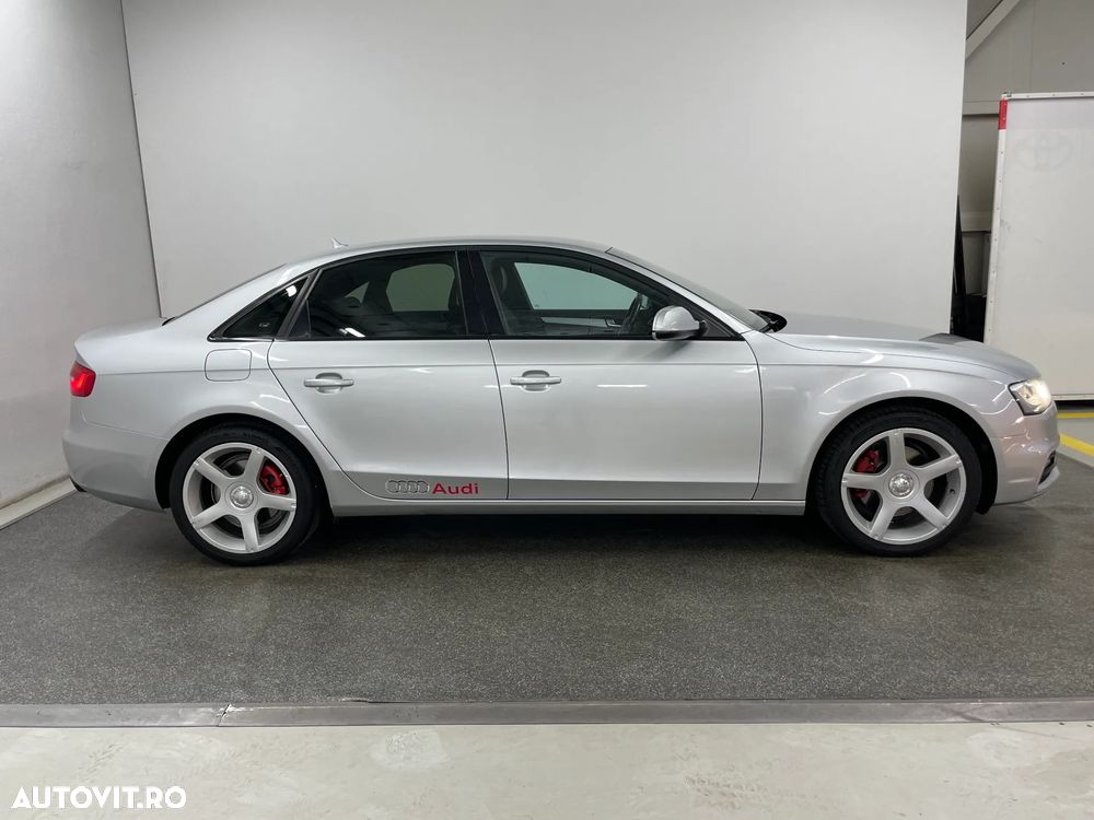 Audi A4 2.0 TDI B8 - 7