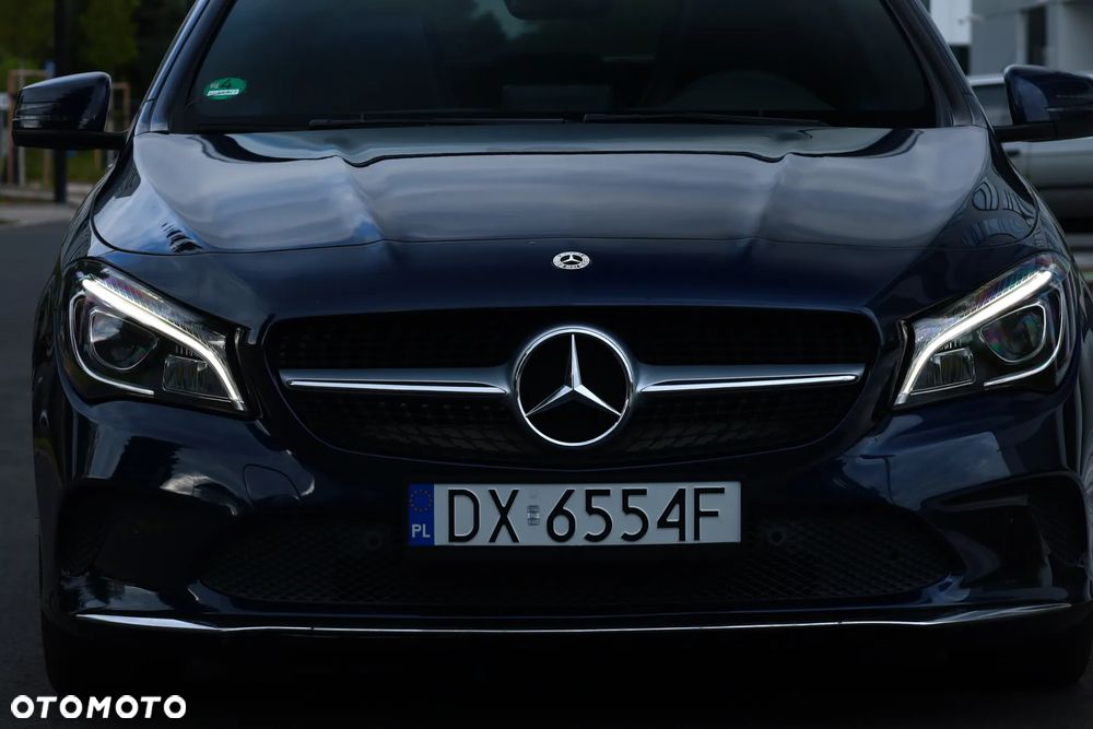 Mercedes-Benz CLA 180 7G-DCT Peak Edition - 7
