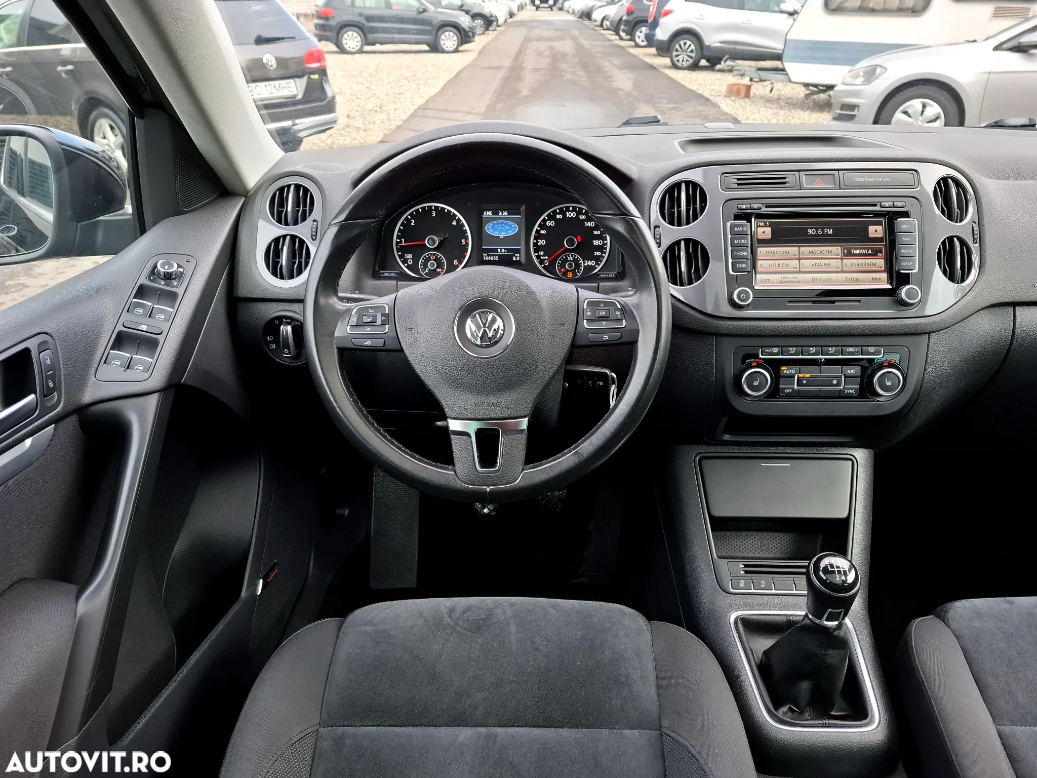 Volkswagen Tiguan 2.0 TDI DPF BlueMotion Technology Cup Sport & Style - 17