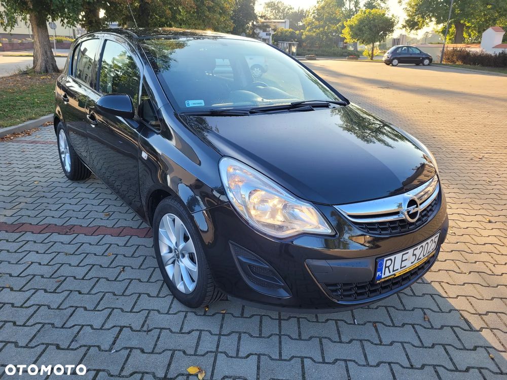 Opel Corsa 1.4 16V Enjoy - 1