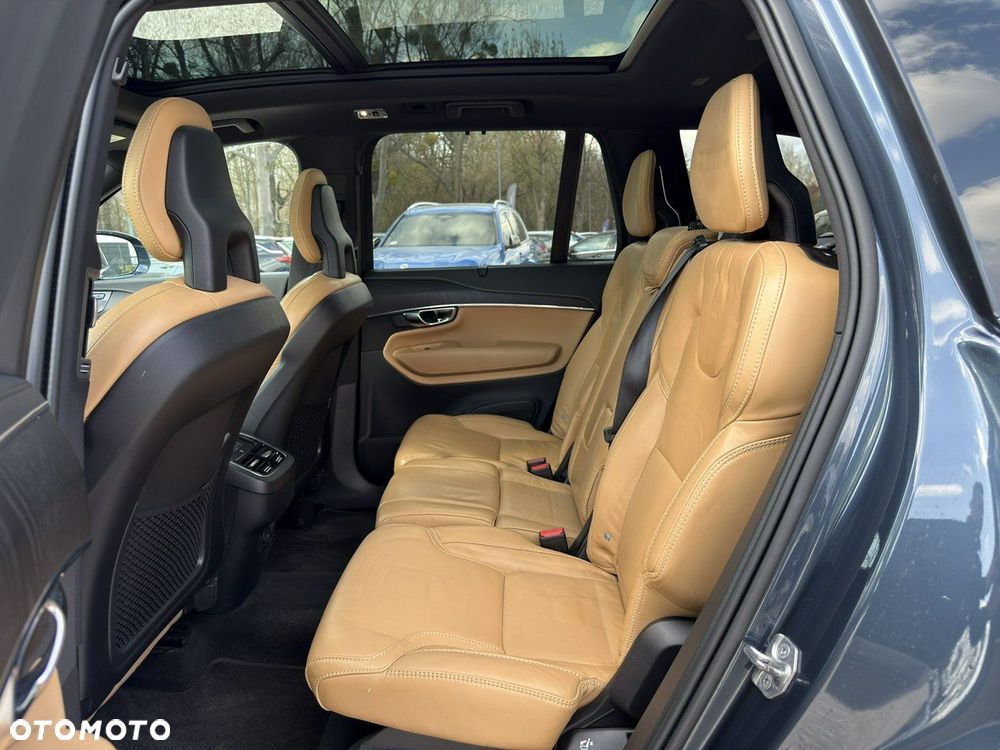 Volvo XC 90 - 34