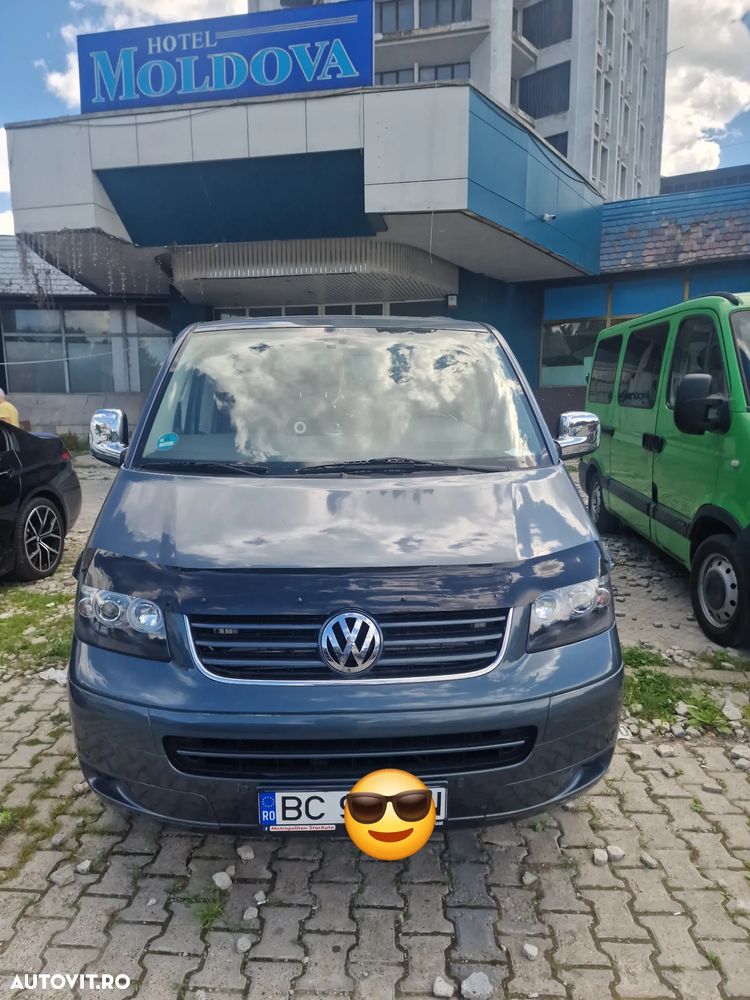 Volkswagen Caravelle - 1