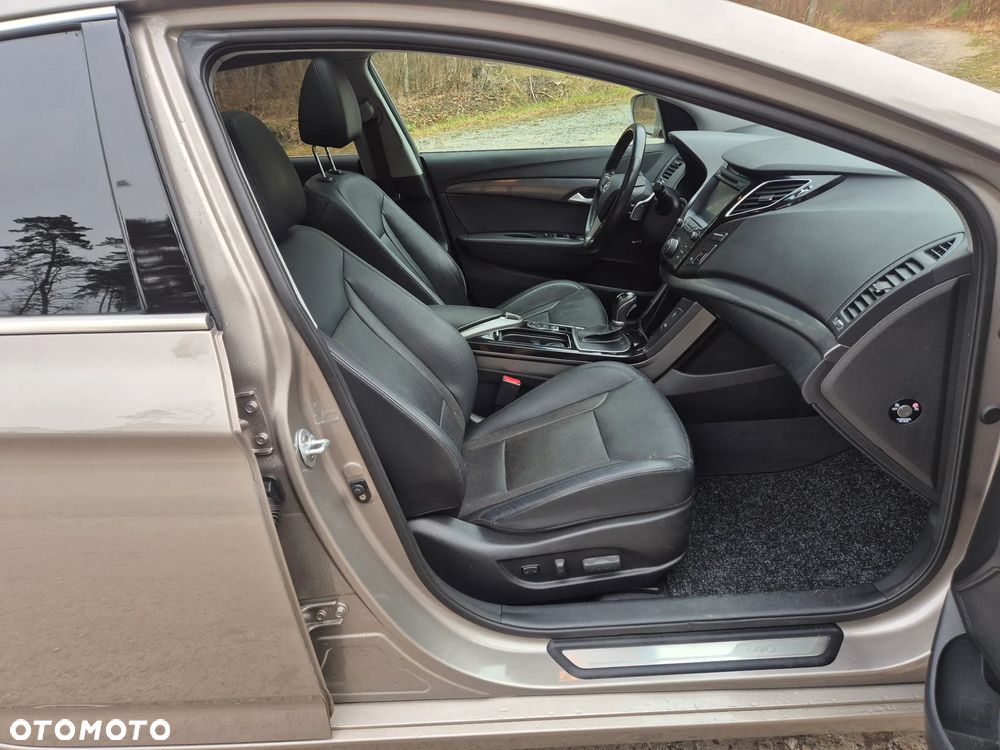 Hyundai i40 Kombi blue 1.7 CRDi DCT Premium - 20