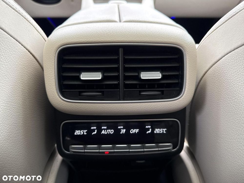 Mercedes-Benz GLE - 18