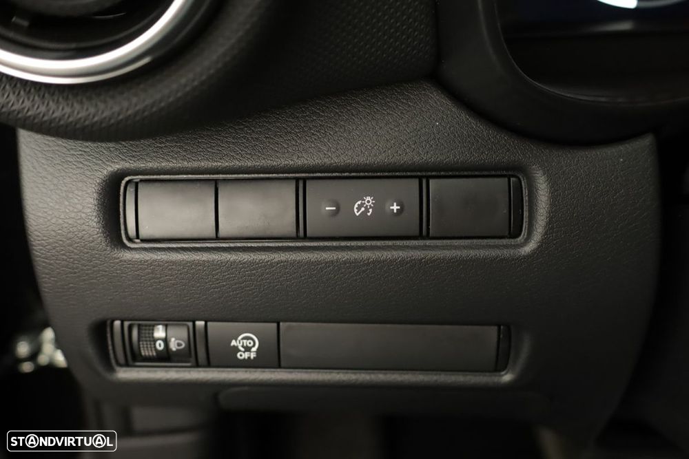 Nissan Juke 1.0 DIG-T N-Connecta DCT - 19