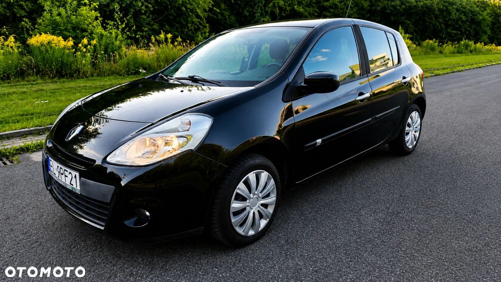 Renault Clio - 1