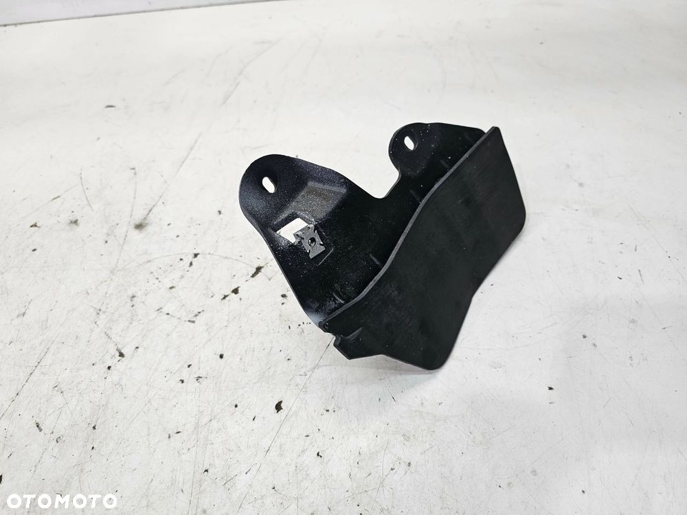 CHLAPACZ SPOJLERA LEWY TYŁ AUDI A3 8Y 8Y0853833B - 2