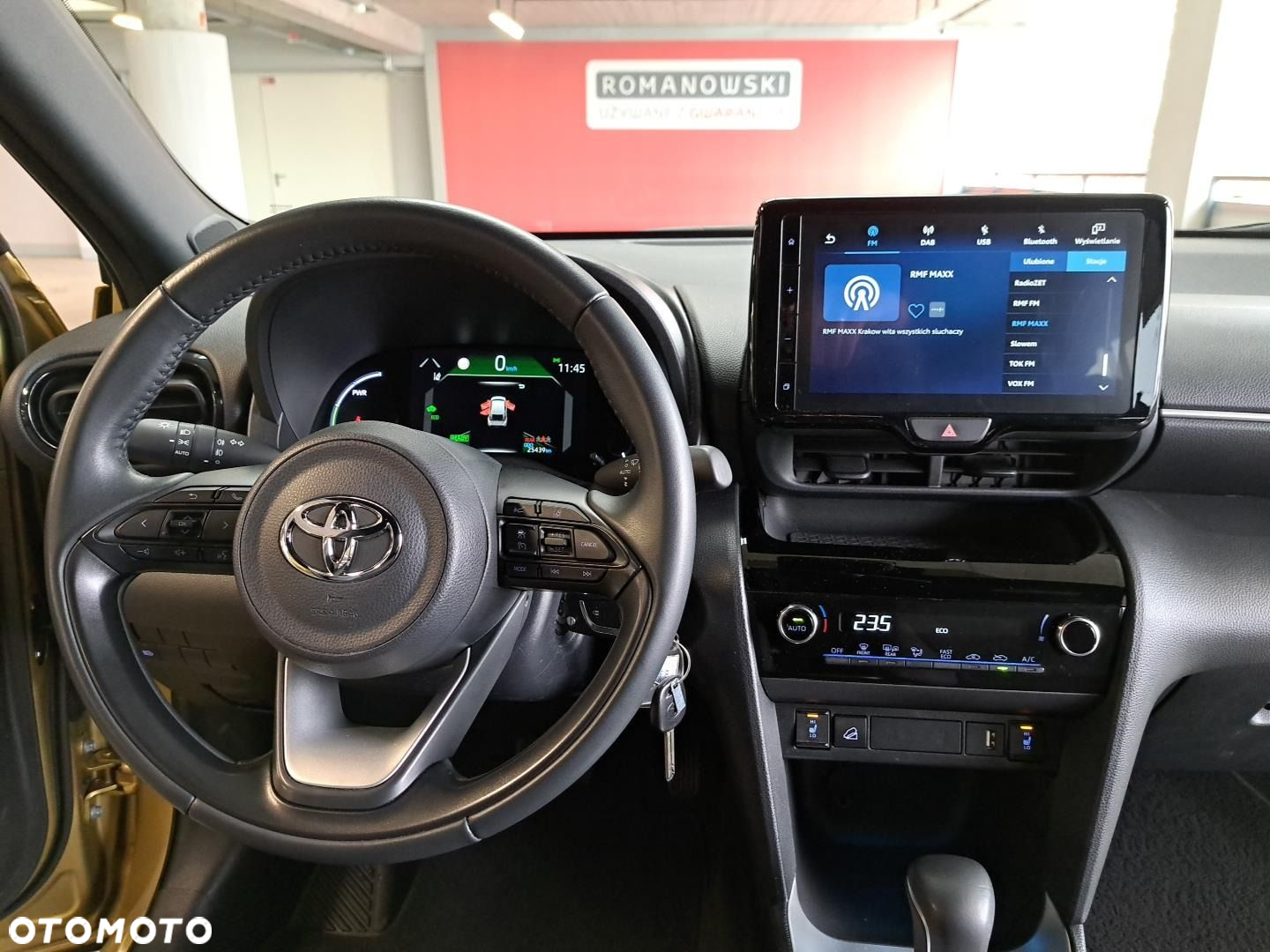 Toyota Yaris Cross - 15