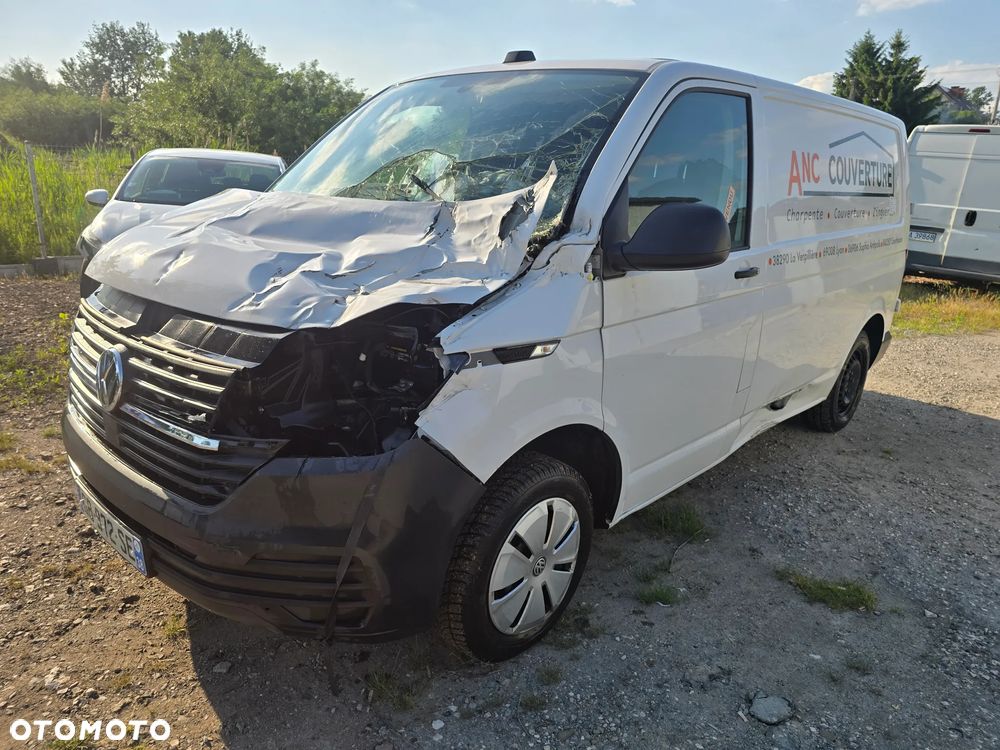 Volkswagen Transporter - 1