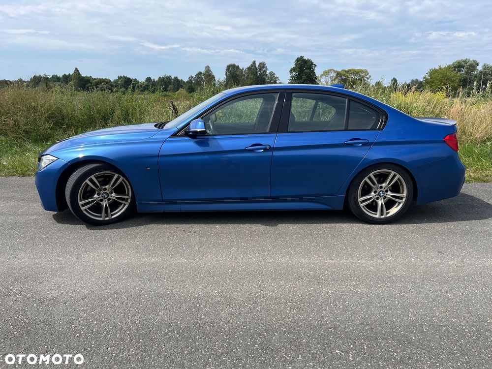 BMW Seria 3 320i M Sport - 3