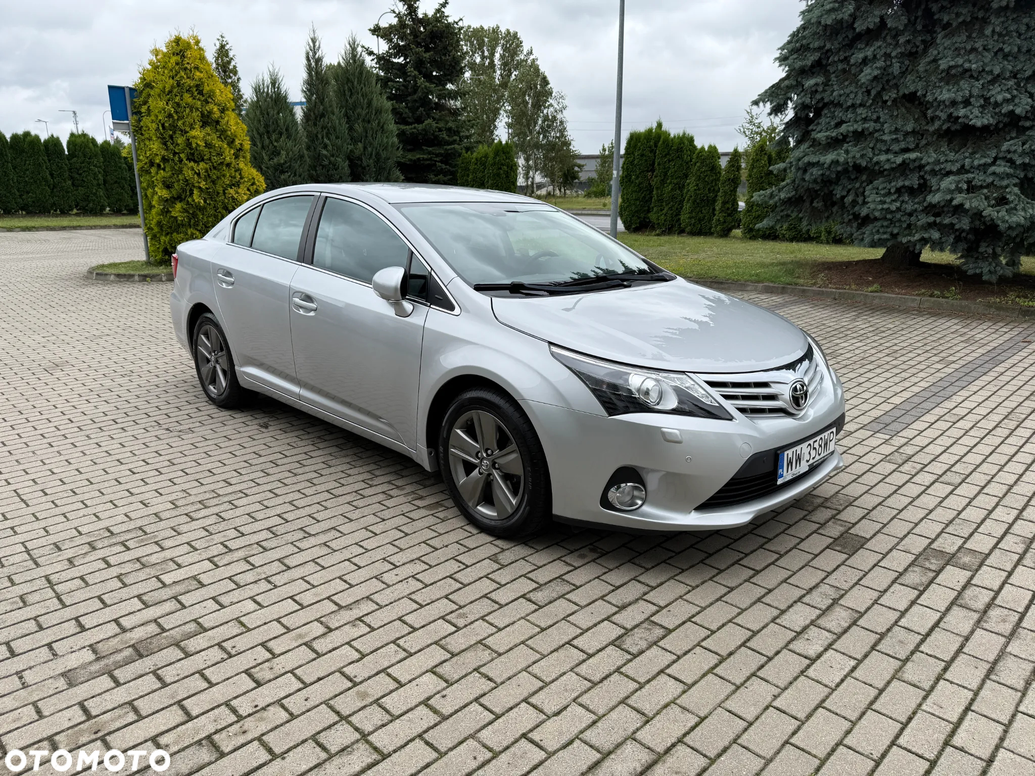Toyota Avensis 2.0 Prestige - 11