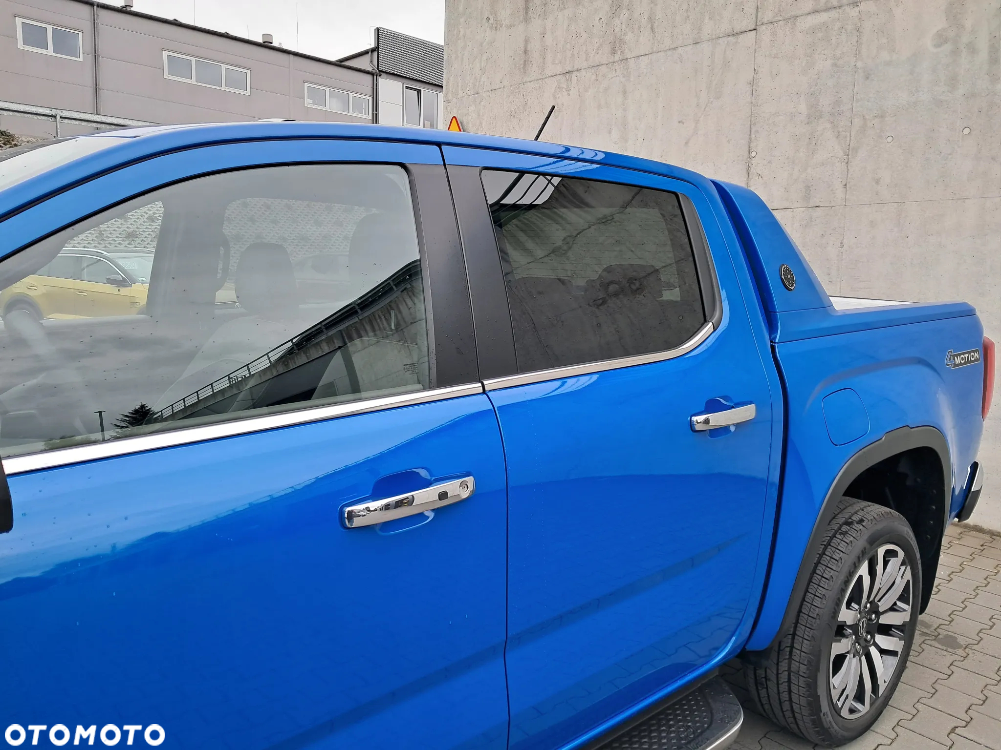 Volkswagen Amarok 3.0 V6 TDI 4Mot Aventura - 14