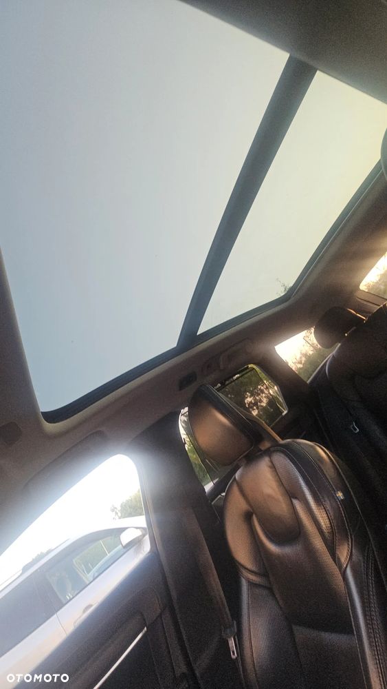 Volvo V90 D4 SCR AWD Inscription - 4