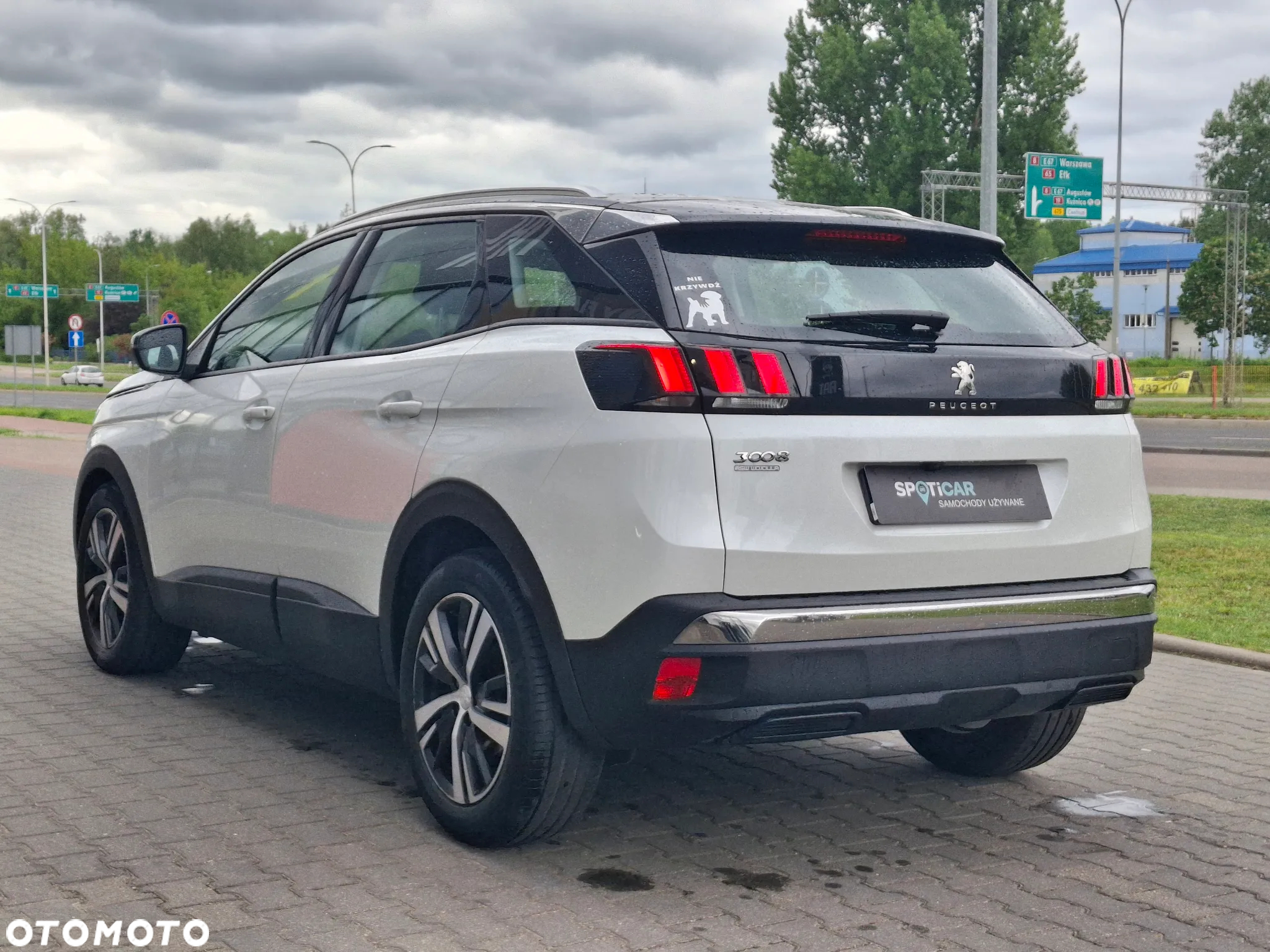 Peugeot 3008 1.2 PureTech GPF Allure S&S EAT8 - 6