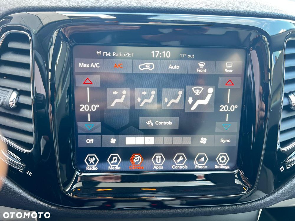 Jeep Compass - 29