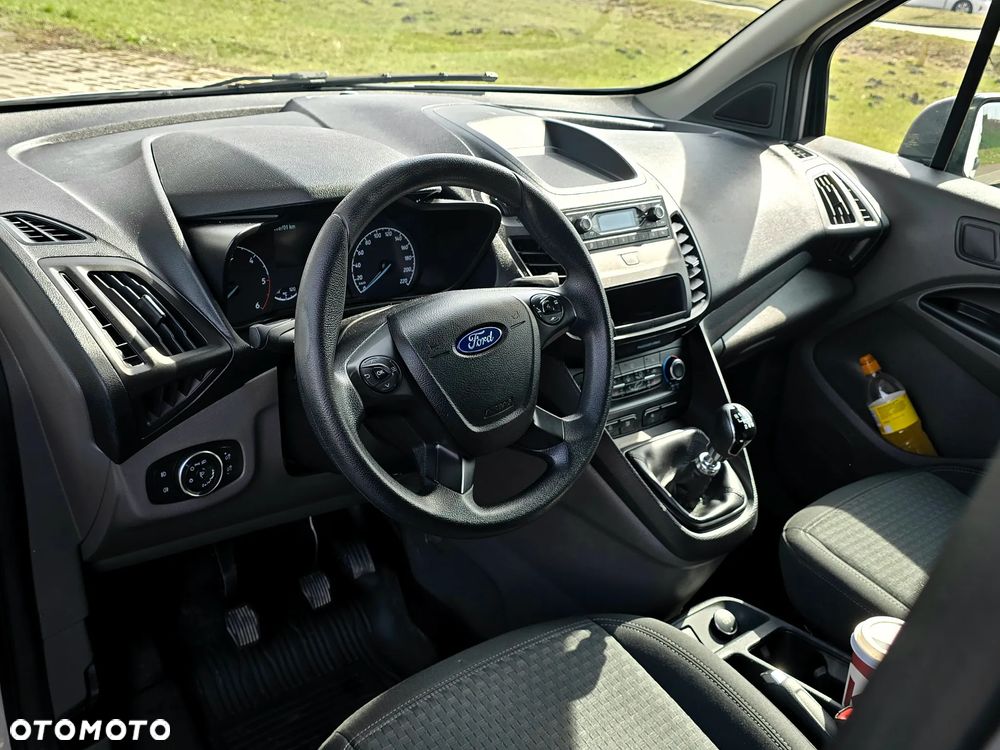 Ford Connect - 12