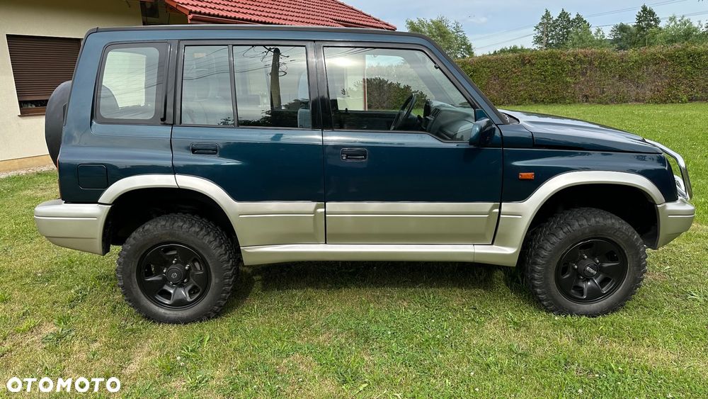 Suzuki Vitara - 11