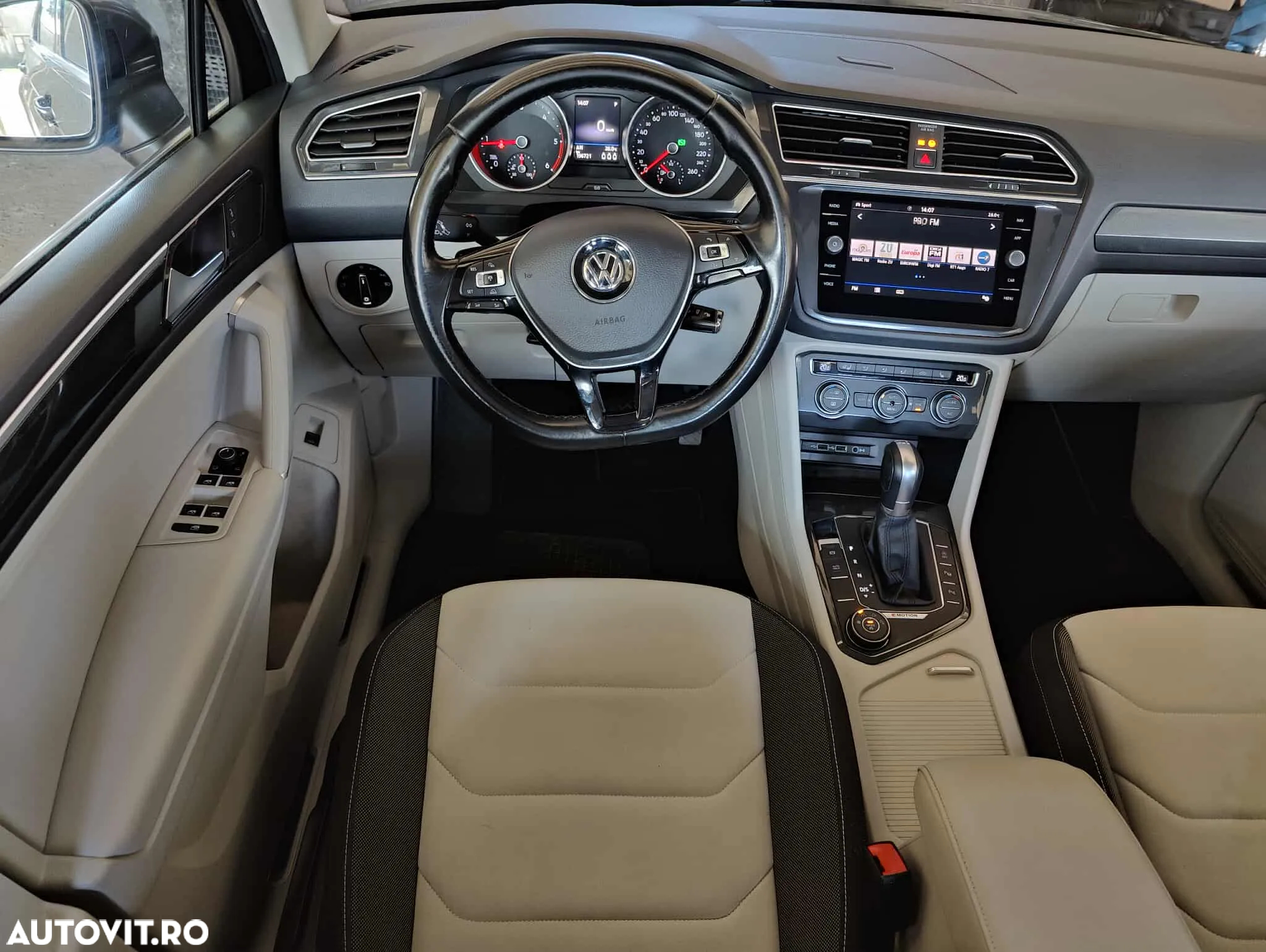Volkswagen Tiguan 2.0 TDI 4Mot DSG Comfortline - 26