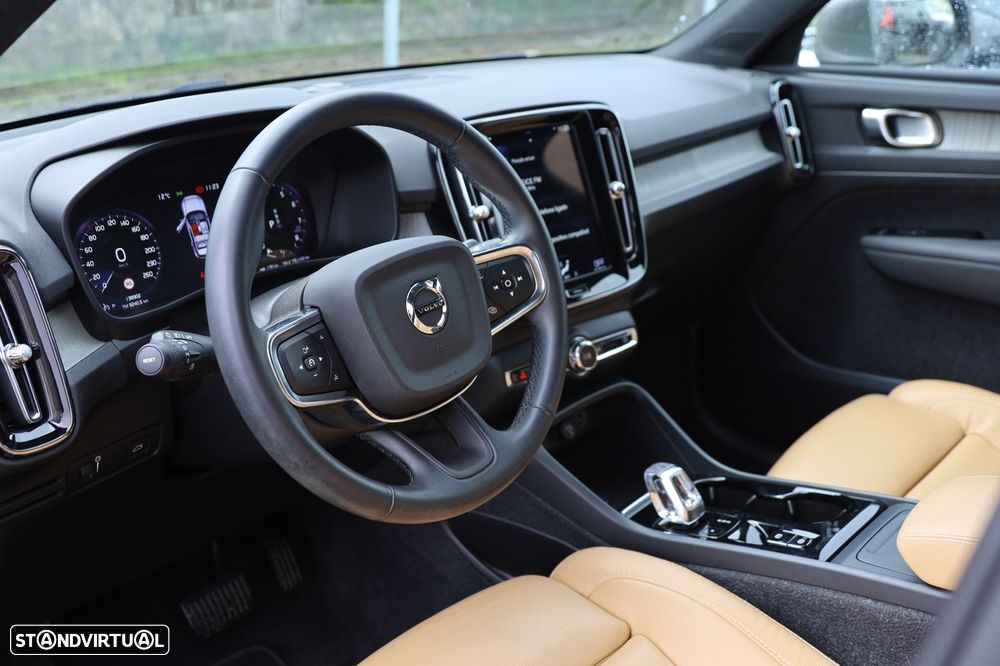 Volvo XC 40 1.5 T3 Inscription Geartronic - 19