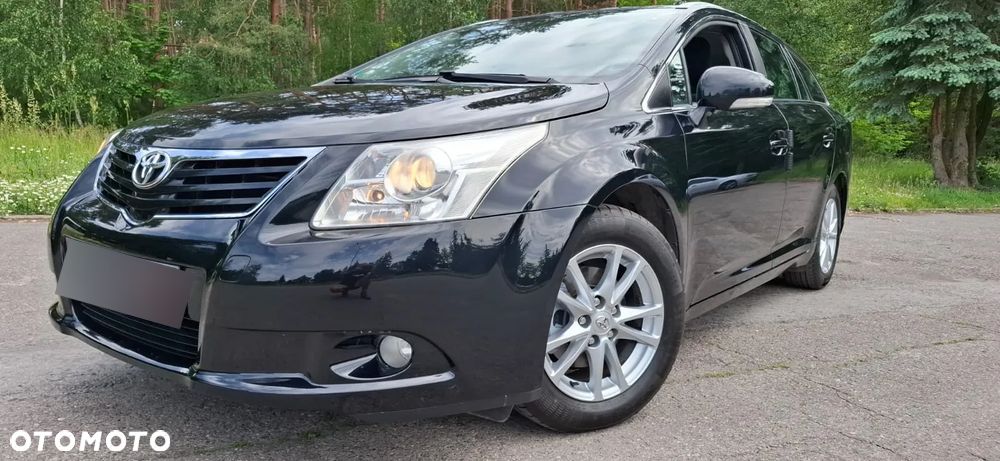 Toyota Avensis 1.8 Sol NAVI - 1