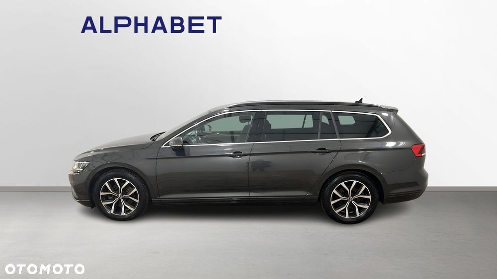 Volkswagen Passat - 2