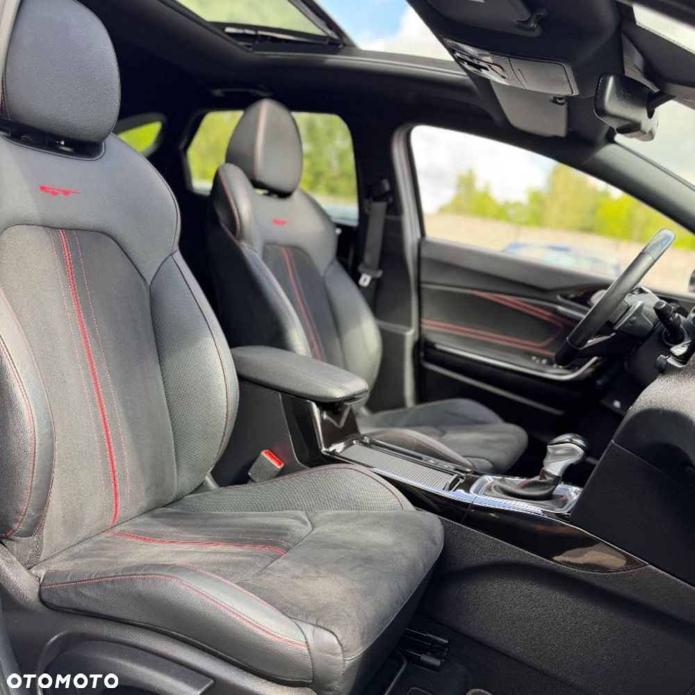Kia ProCeed 1.6 T-GDI GT DCT - 33