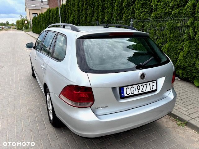 Volkswagen Golf 1.9 TDI DSG DPF Trendline - 4