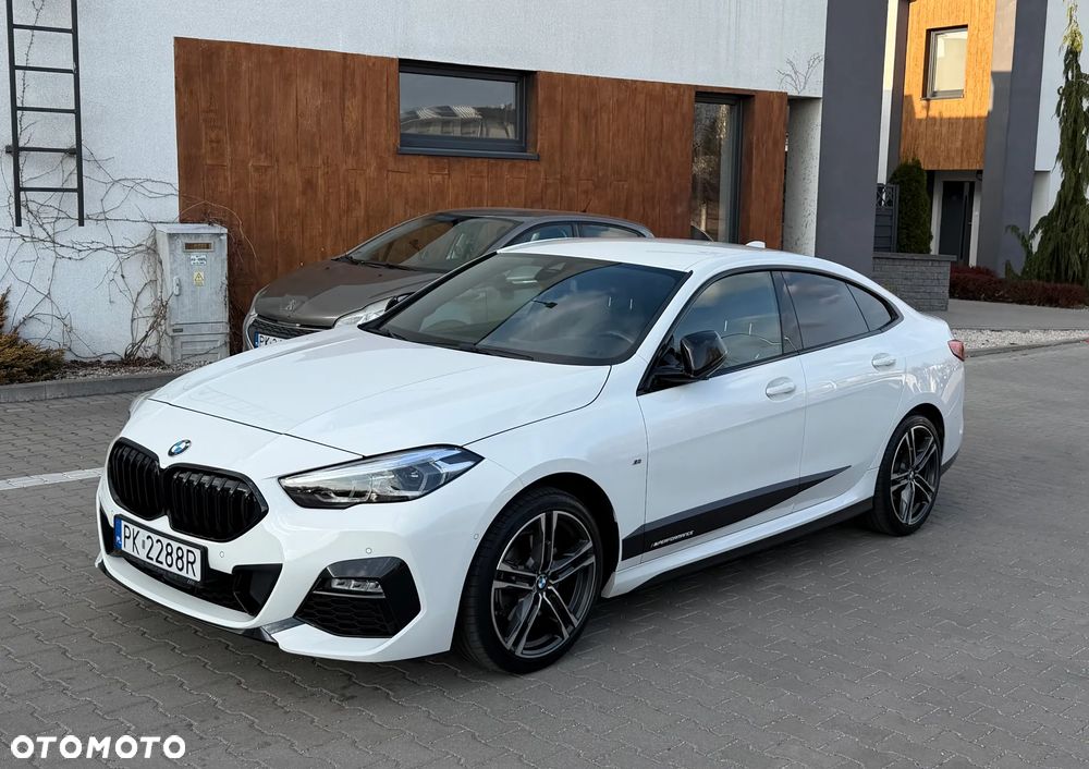 BMW Seria 2 218i M Sport - 4