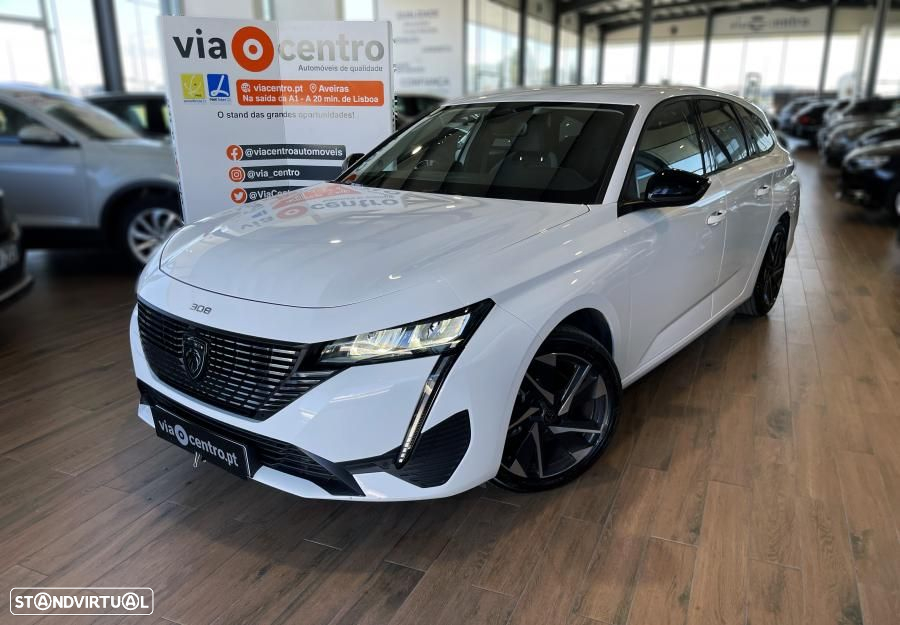 Peugeot 308 SW 1.2 PureTech Allure Pack - 32