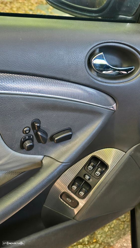 Mercedes-Benz CLK 200 K Avantgarde Aut. - 44