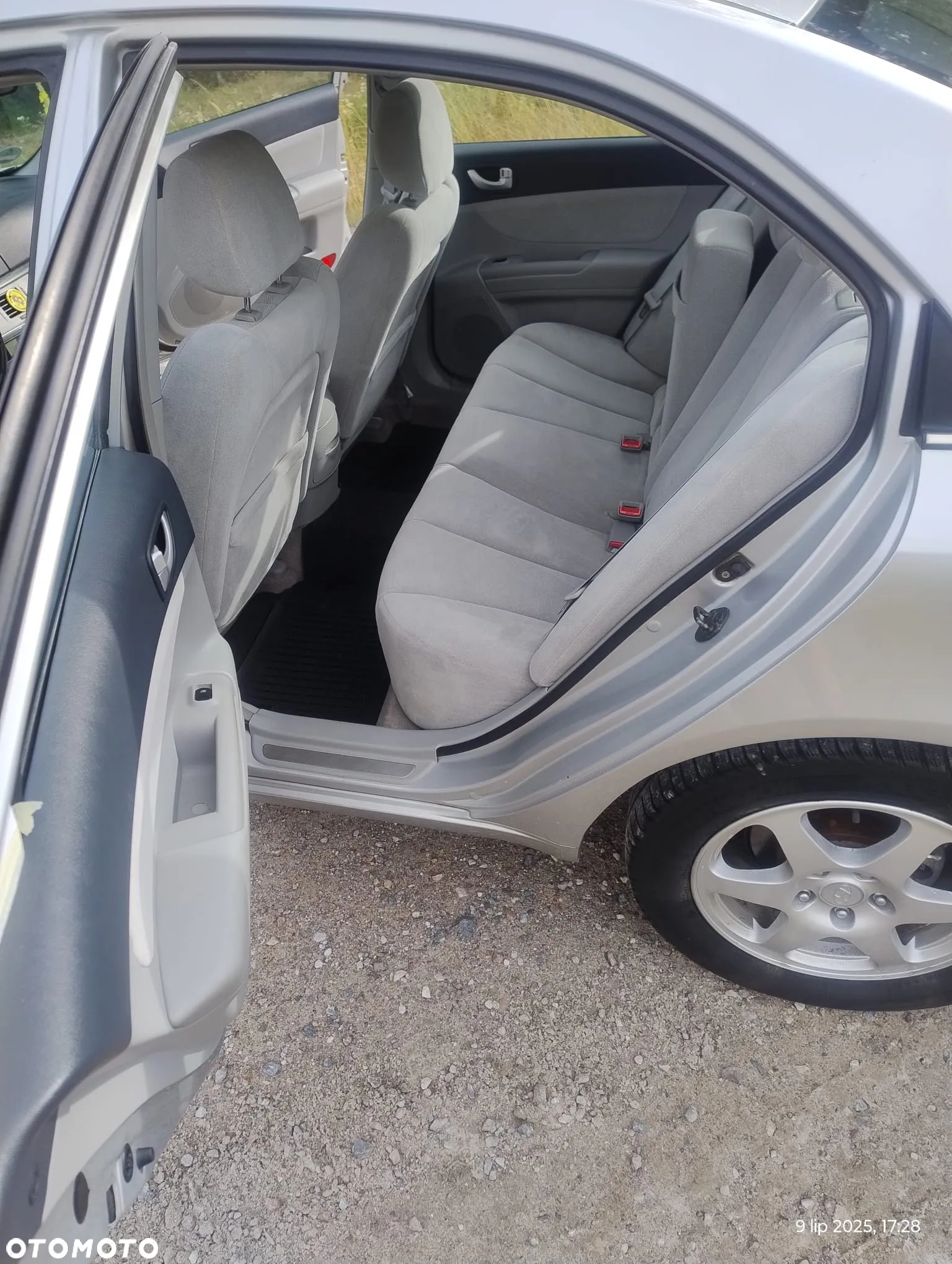 Hyundai Sonata - 12