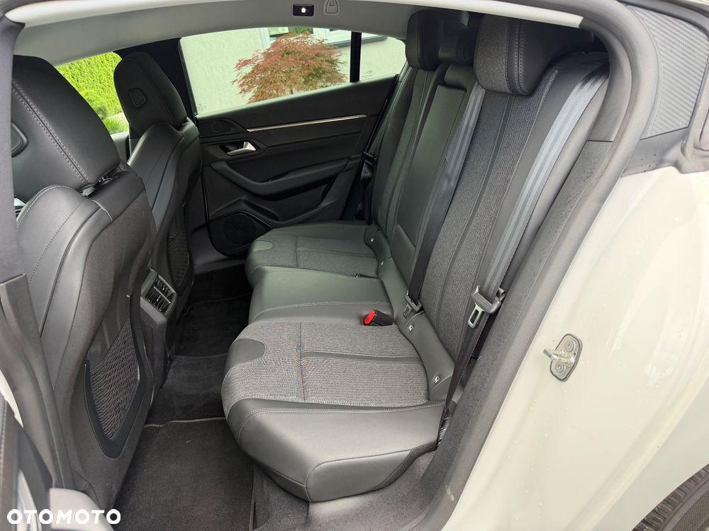 Peugeot 508 225 e-EAT8 Allure - 25