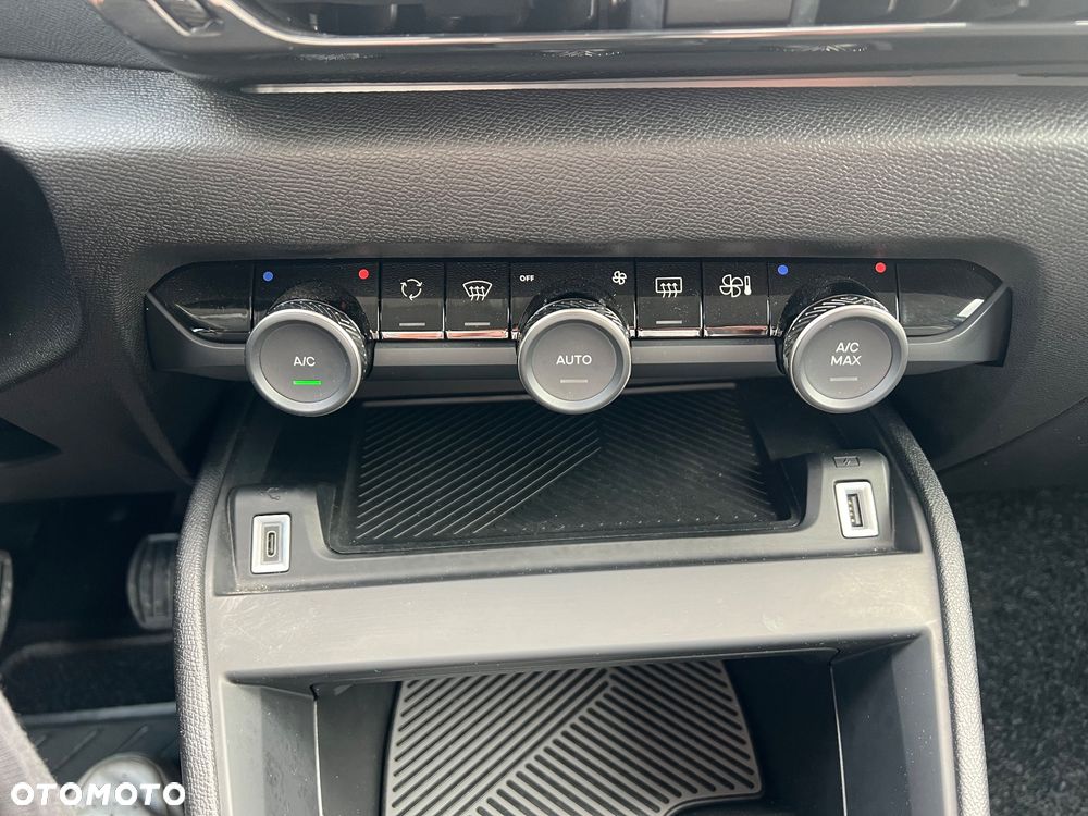 Citroën C4 PureTech 130 Stop&Start MAX - 22
