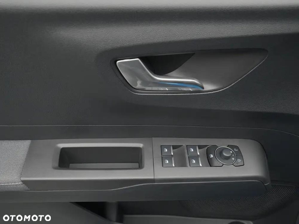 Ford Tourneo Courier 1.0 EcoBoost Titanium - 19